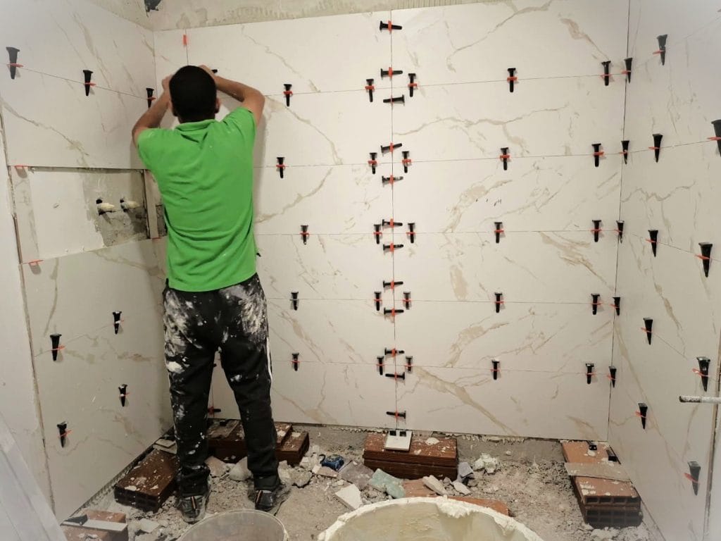 Alicatado de Baños y Cocinas